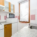 Apartment Cekovic Šilo
