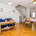 Cekovic Apartment *