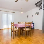 Cekovic Apartment