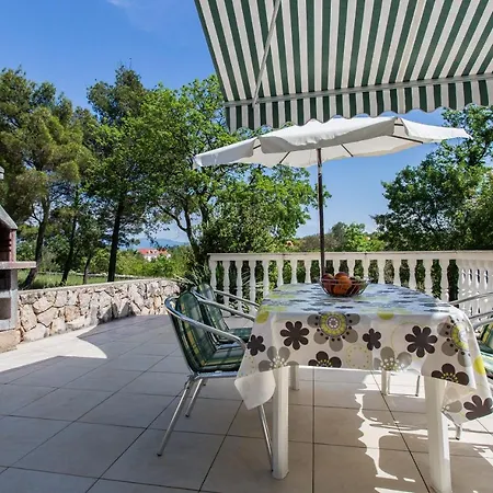 Cekovic Apartment *