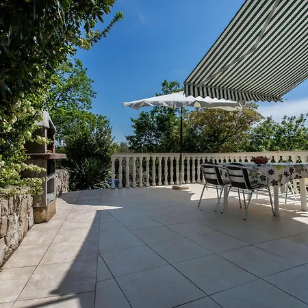 Cekovic Apartment