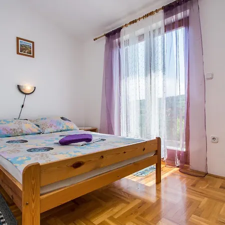 Cekovic Apartment Silo (Krk)